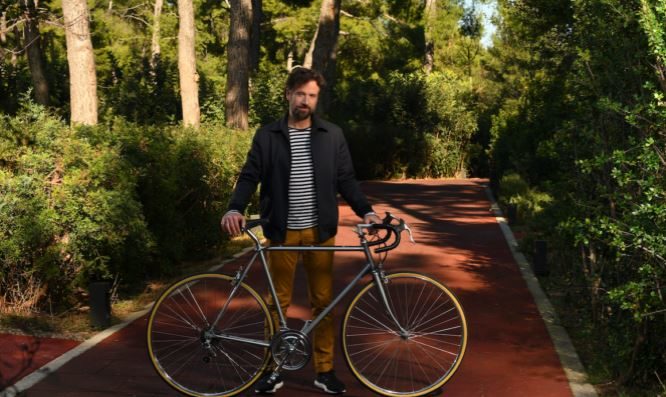  Κωστής Μαραβέγιας: Πως η πολλαπλή σκλήρυνση του έκανε τη ζωή…ποδήλατο!