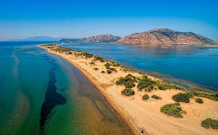  Λούρος: Η μεγαλύτερη παραλία της Ελλάδος με μήκος 17 χιλιομέτρων
